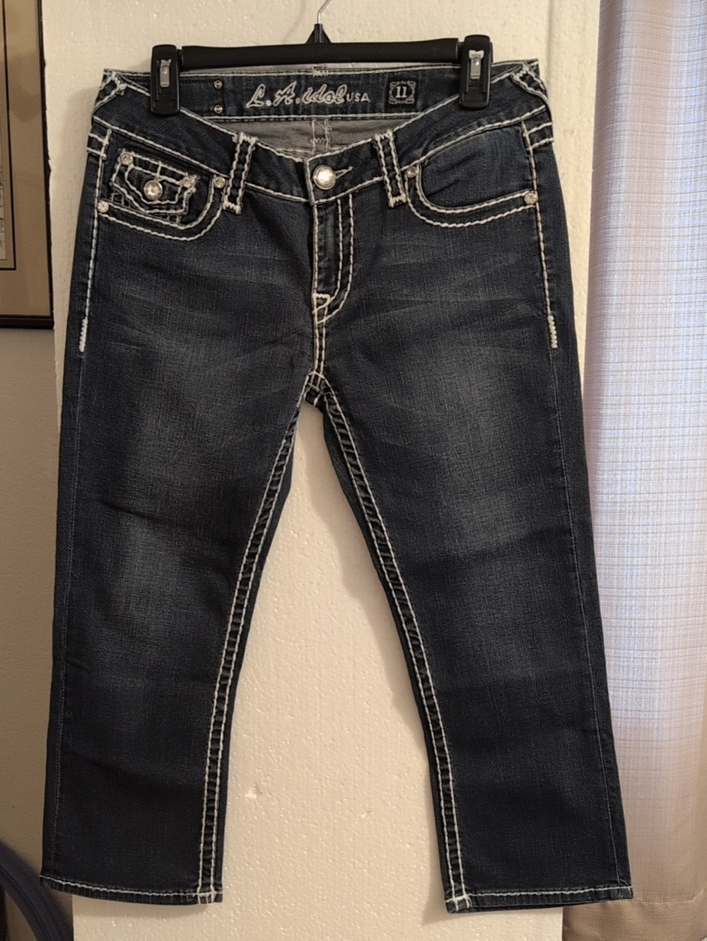 L.A. Idol Women's Dark Indigo Cropped Jeans with White Contrast Stitching